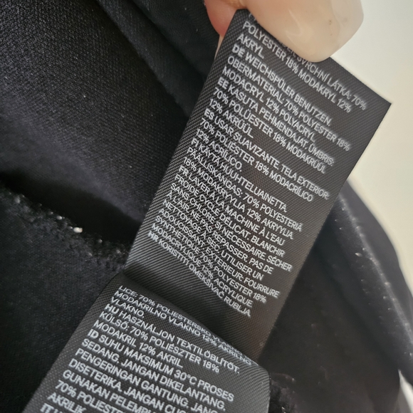 Women's Black Sherpa Jacket - Picture 5 of 8